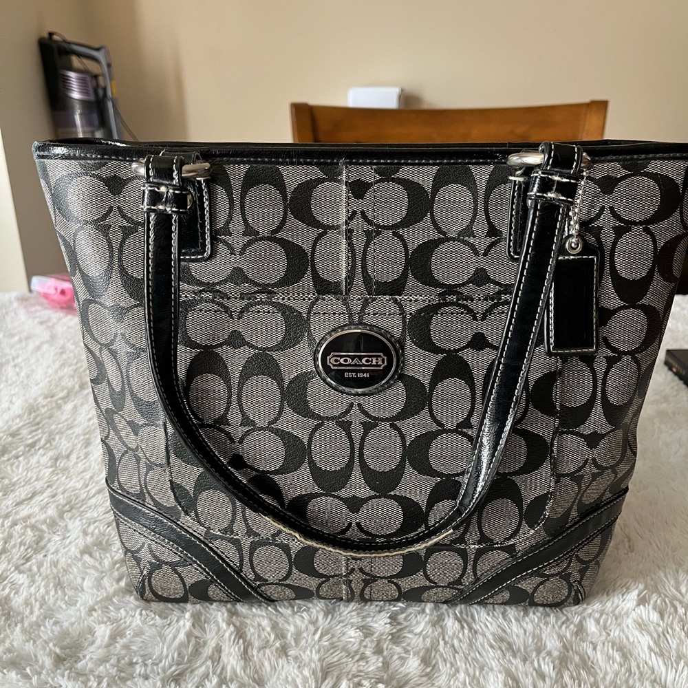 Coach Peyton Black Gray Monogram Tote Carryall Shoulder Bag Great Condition!